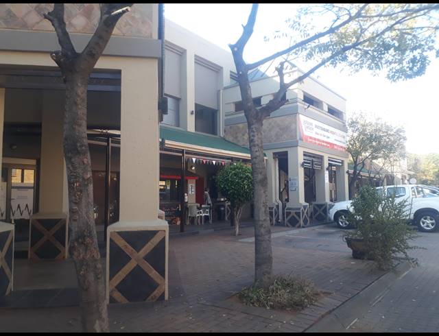 1,125M² BUSINESS FOR SALE IN RUSTENBURG CENTRAL